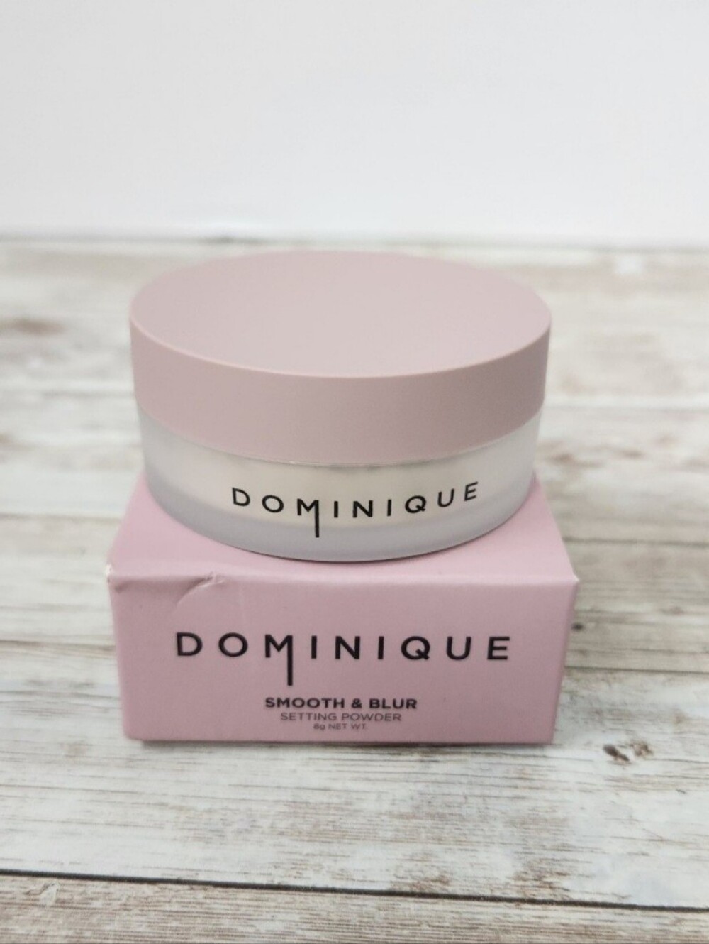 Dominique Cosmetics Smooth and Blur Setting Powder Shade Translucent